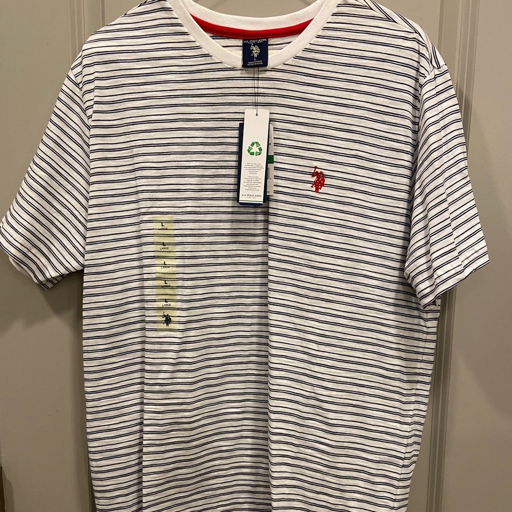 Large men’s US Polo Assn shirt